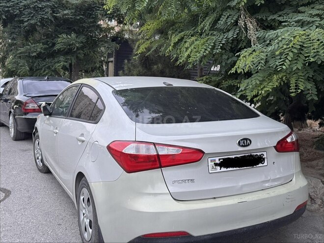 Kia Forte-2