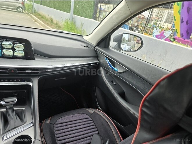 Changan CS 35 Plus-6