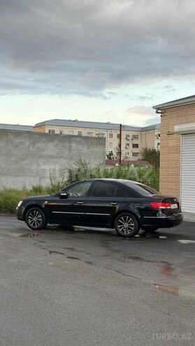 Hyundai Sonata-2