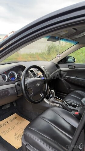 Hyundai Sonata-6