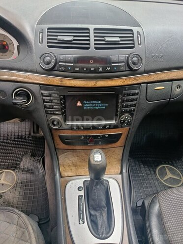 Mercedes E 220-5