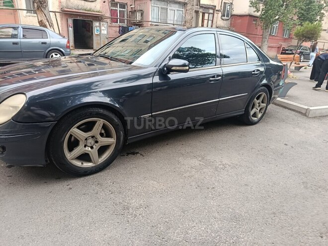 Mercedes E 220-6