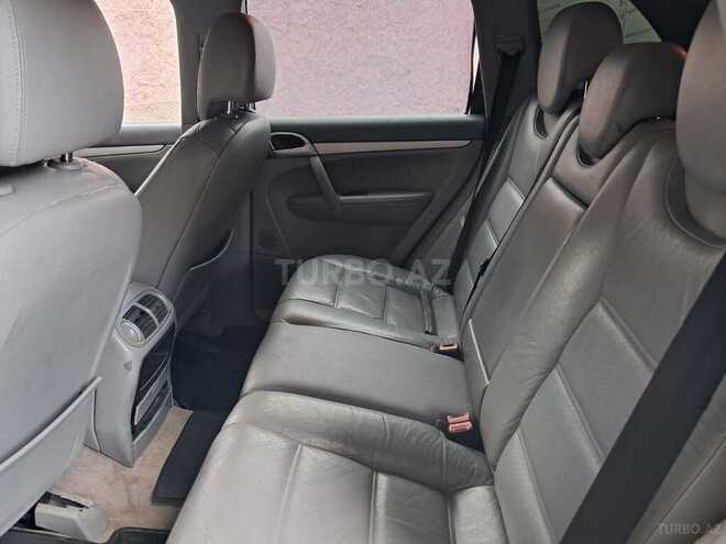 Porsche Cayenne Turbo-14