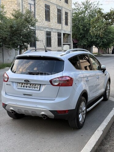 Ford Kuga-4