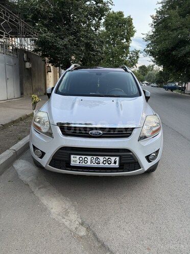 Ford Kuga-1