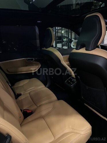 Volvo XC90-14
