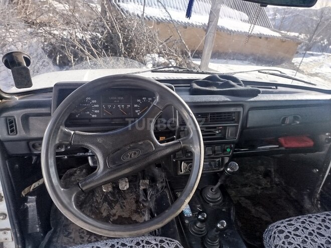 LADA (VAZ) Niva-4
