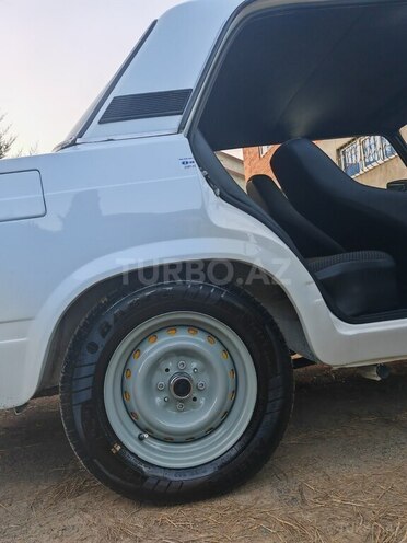 LADA (VAZ) 2107-6