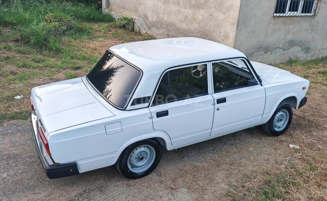 LADA (VAZ) 2107-4