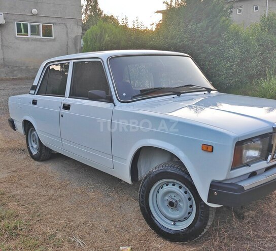 LADA (VAZ) 2107-5