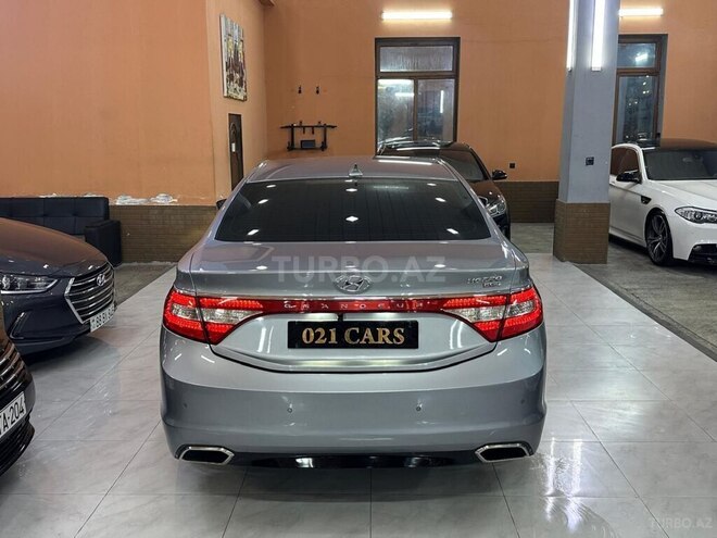 Hyundai Grandeur-20
