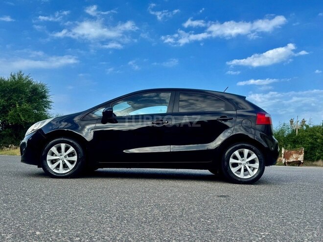 Kia Rio-8