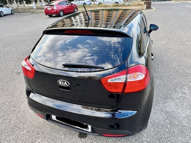Kia Rio-10