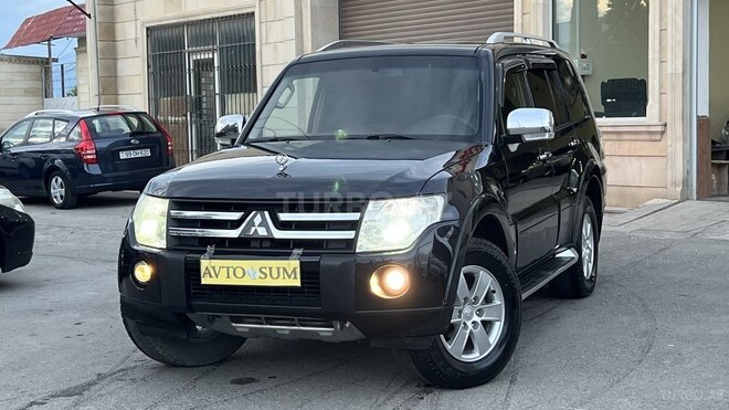 Mitsubishi Pajero-11
