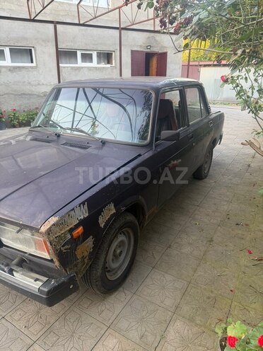 LADA (VAZ) 2107-2