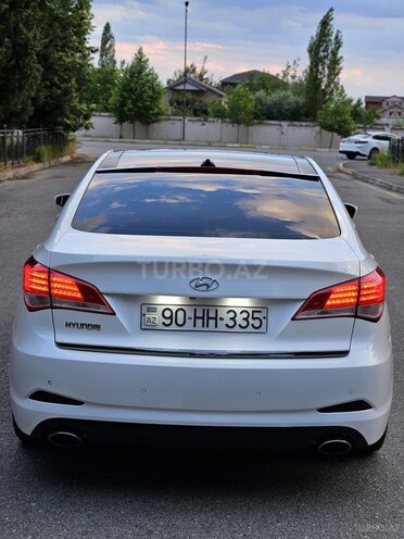 Hyundai i40-6