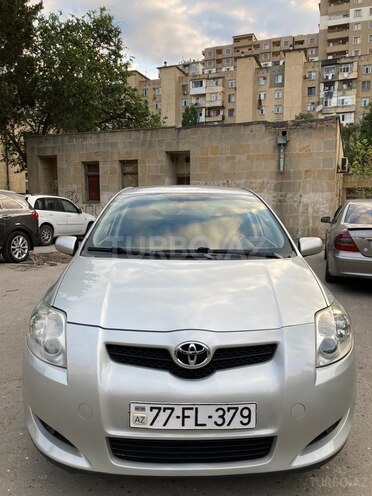 Toyota Auris-3