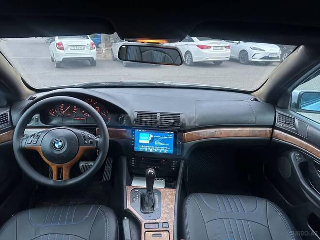 BMW 528-17