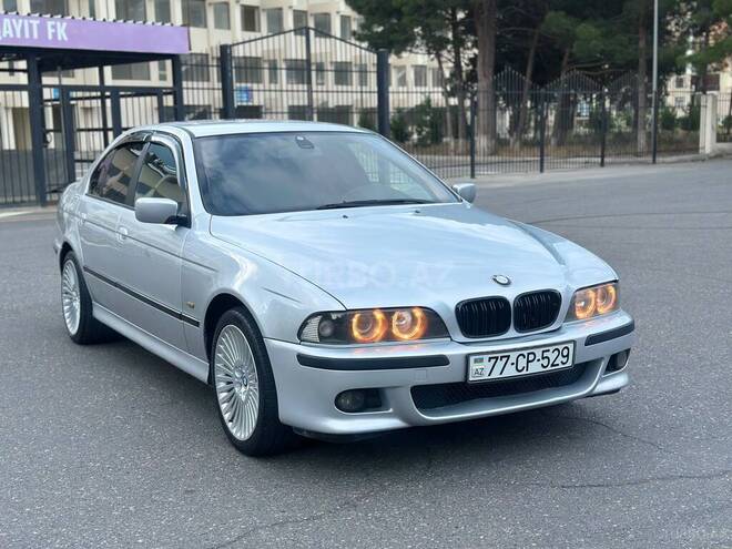 BMW 528-9