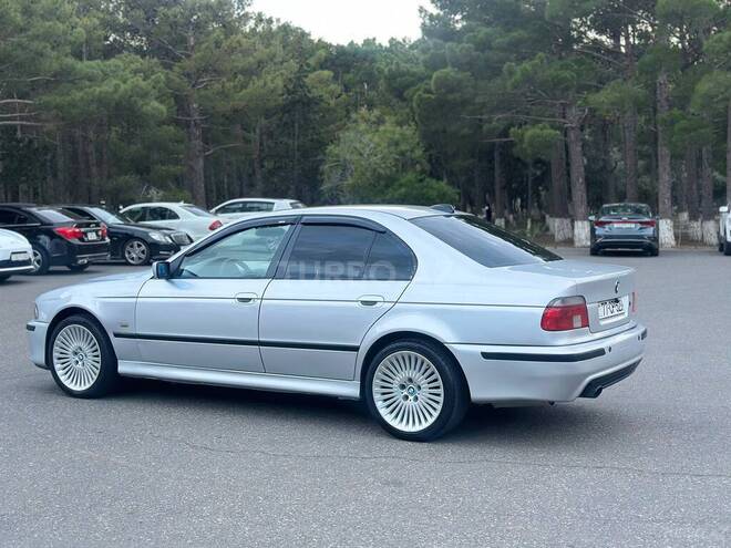 BMW 528-6