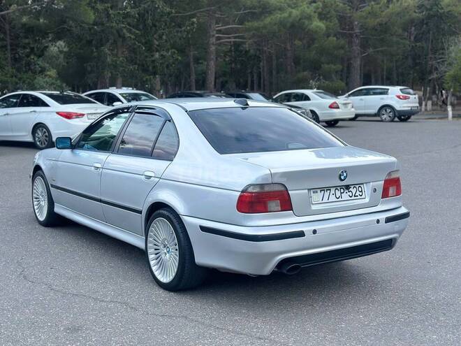 BMW 528-10