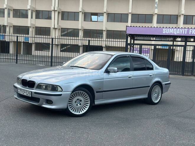 BMW 528-5
