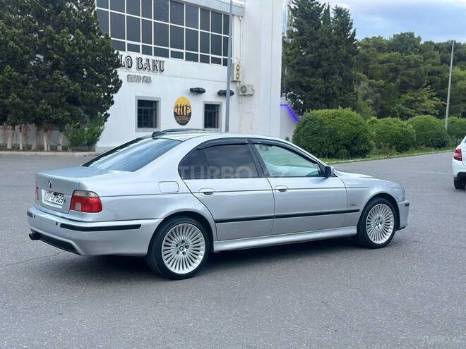 BMW 528-7