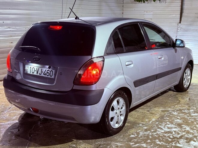Kia Rio-14