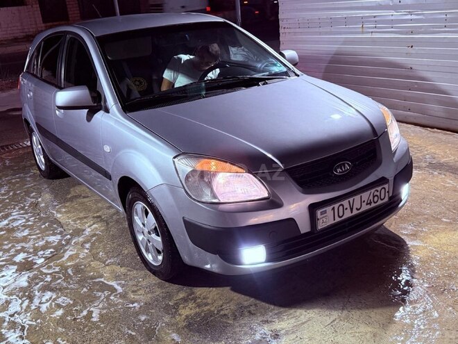 Kia Rio-10