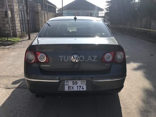 Volkswagen Passat-5