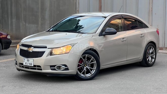 Chevrolet Cruze-1
