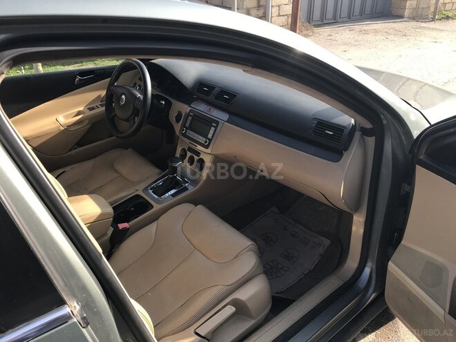 Volkswagen Passat-13
