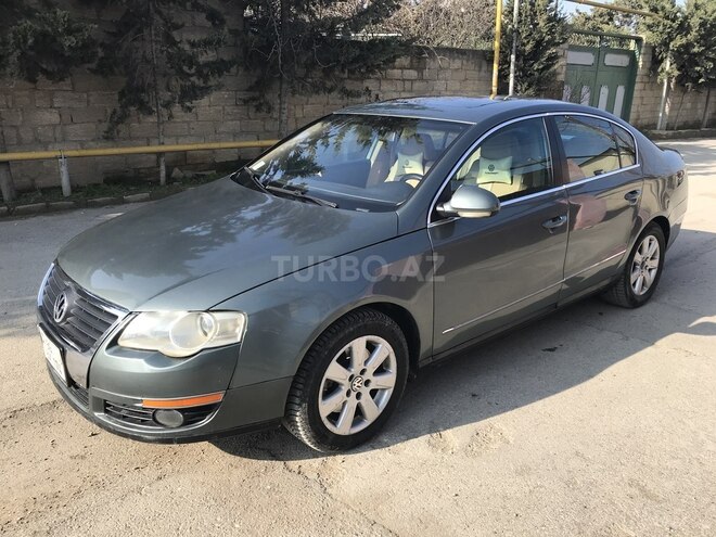 Volkswagen Passat-8