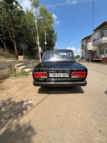 LADA (VAZ) 2107-2