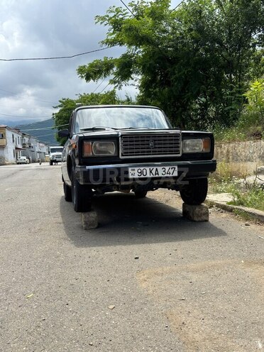 LADA (VAZ) 2107-1