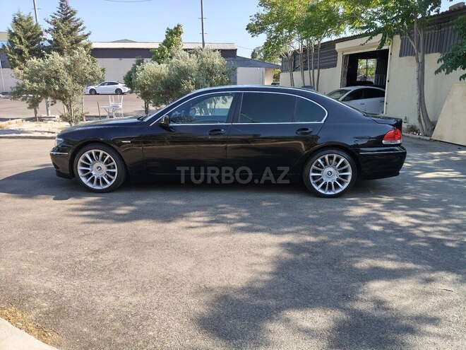 BMW 745-7