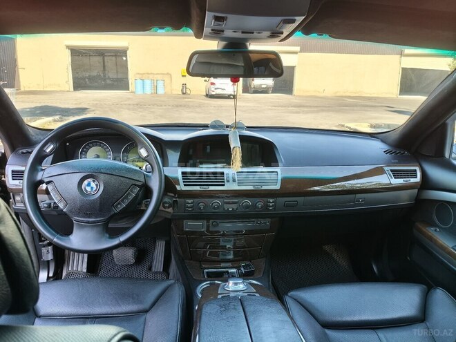 BMW 745-10