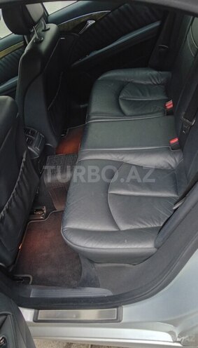 Mercedes E 200-8