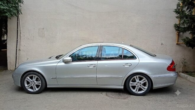 Mercedes E 200-9