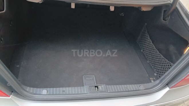 Mercedes E 200-16