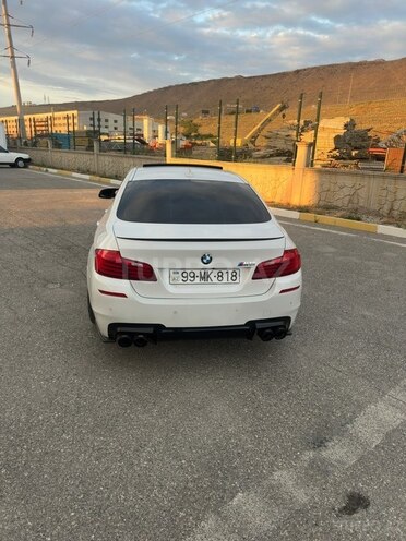 BMW 528-2