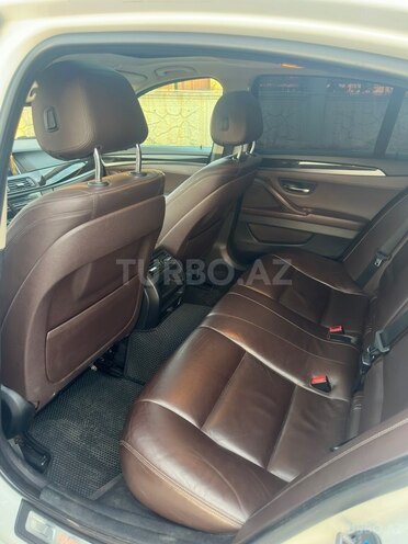 BMW 528-8
