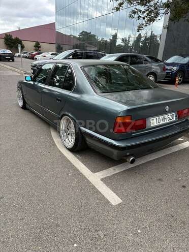 BMW 525-9