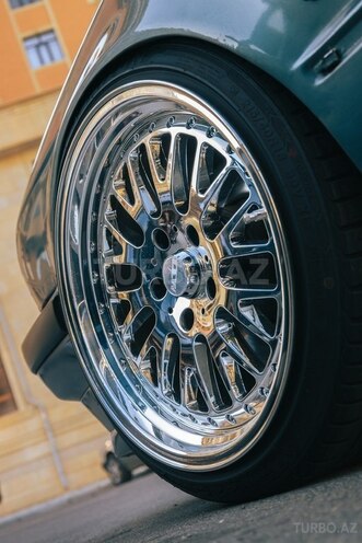 BMW 525-11