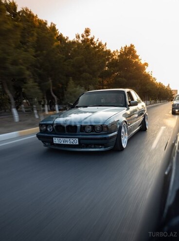 BMW 525-1