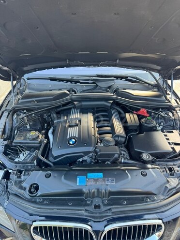 BMW 525-19