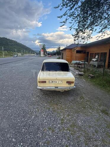 LADA (VAZ) 21011-4