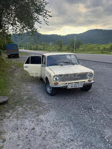 LADA (VAZ) 21011-12
