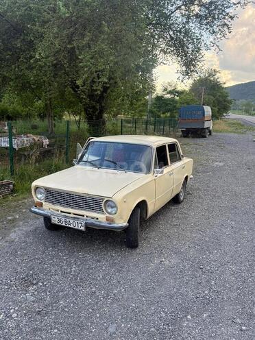 LADA (VAZ) 21011-14