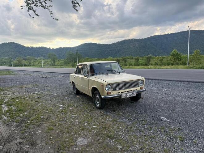 LADA (VAZ) 21011-16